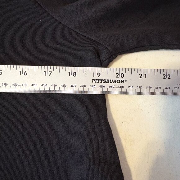 ASOS Black Off-the-Shoulder Crop Sweater - Picture 5 of 10